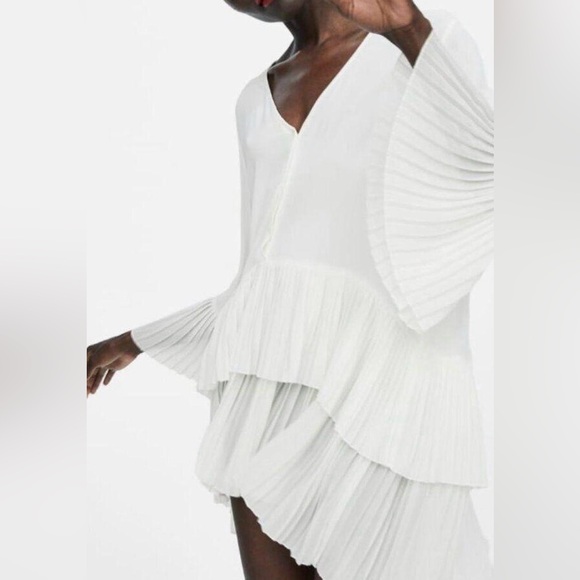 New Zara Elegant White Pleated Blouse/Dress - Picture 4 of 6